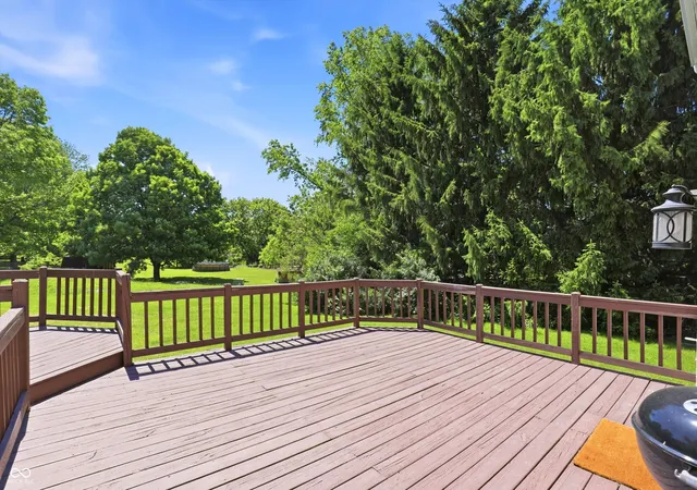 Photo 3 of Single family home for sale at 10325 Blue Fin Dr, Indianapolis, IN 46256 | MLS# 22105418 | Listing updated on 2026-08-25