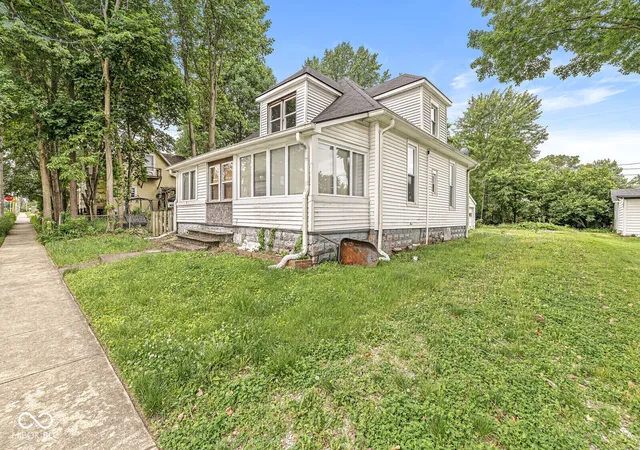 Homes for sale in Fortville, IN | 112 N Merrill St, Fortville, IN 46040 | MLS# 22105493