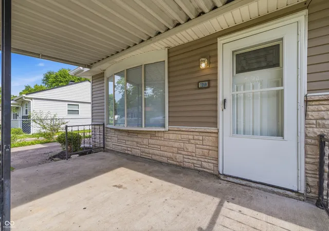 2nd image of 7359 E 53rd St, Indianapolis, IN 46226 | MLS# 22105515