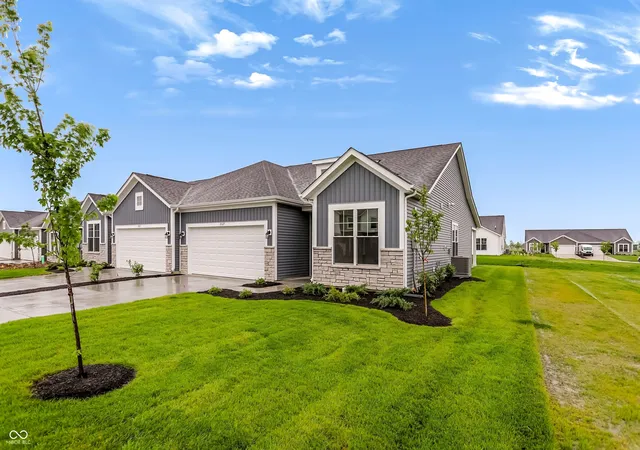 4th image of 2027 Foothill Dr, Greenfield, IN 46140 | MLS# 22105527