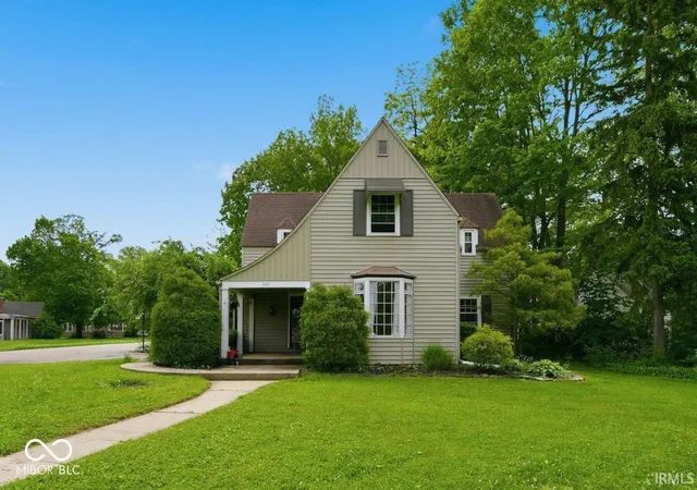 2nd image of 300 S Shady Ln, Muncie, IN 47304 | MLS# 22105544