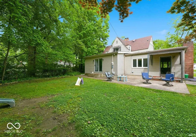 5th image of 300 S Shady Ln, Muncie, IN 47304 | MLS# 22105544