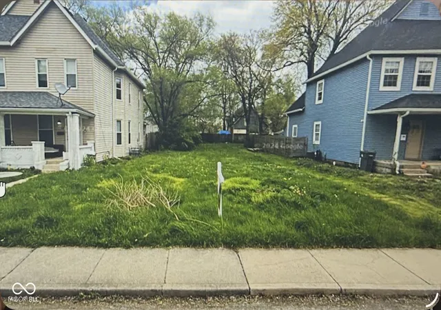 3rd image of 1127 Churchman Ave, Indianapolis, IN 46203 | MLS# 22105571