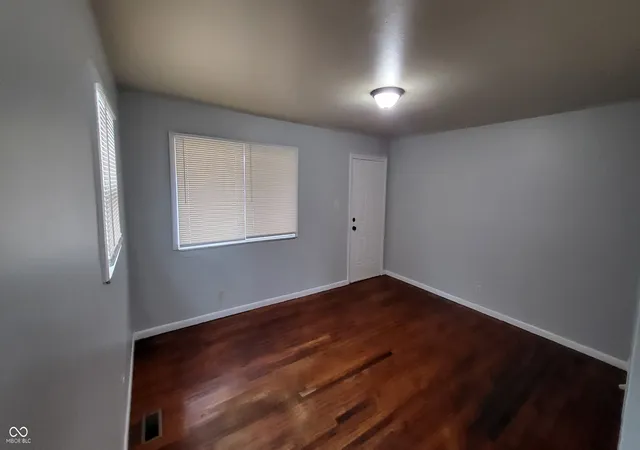 3rd image of 6203 E 12Th St, Indianapolis, IN 46219 | MLS# 22105585
