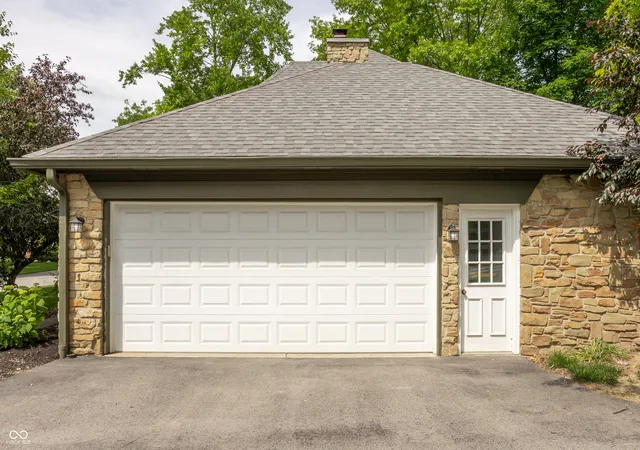 4th image of 1030 Maxwell Ln, Zionsville, IN 46077 | MLS# 22105593