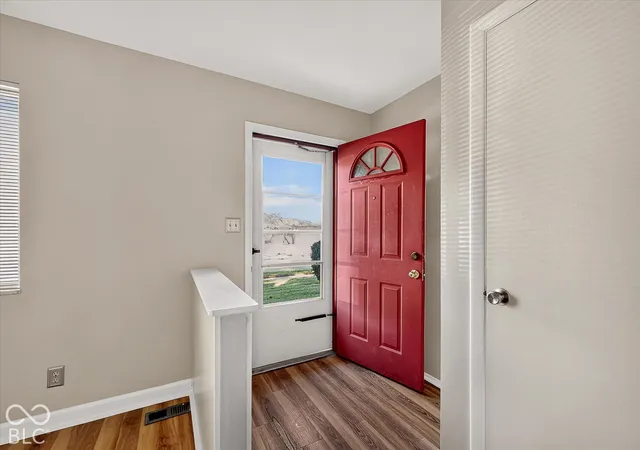 Photo 3 of Single family home for sale at 2733 Mercury Ct, Indianapolis, IN 46229 | MLS# 22105605 | Listing updated on 2026-10-25