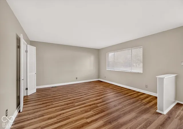Photo 4 of Single family home for sale at 2733 Mercury Ct, Indianapolis, IN 46229 | MLS# 22105605 | Listing updated on 2026-10-25