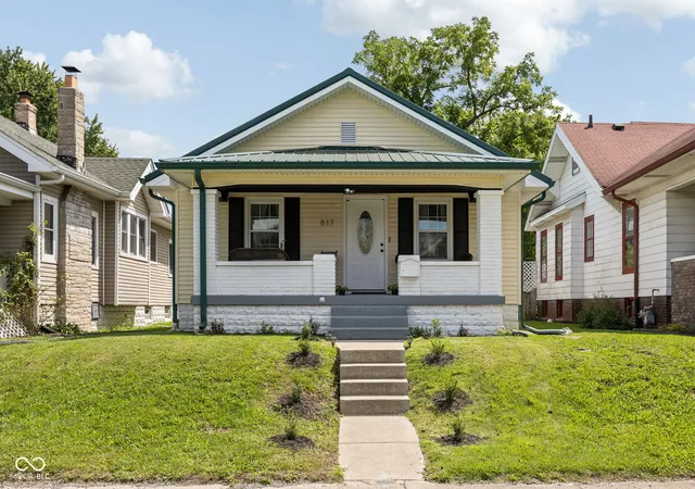 1st image of 817 Wallace Ave, Indianapolis, IN 46201 | MLS# 22105607