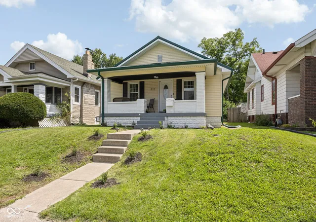 2nd image of 817 Wallace Ave, Indianapolis, IN 46201 | MLS# 22105607