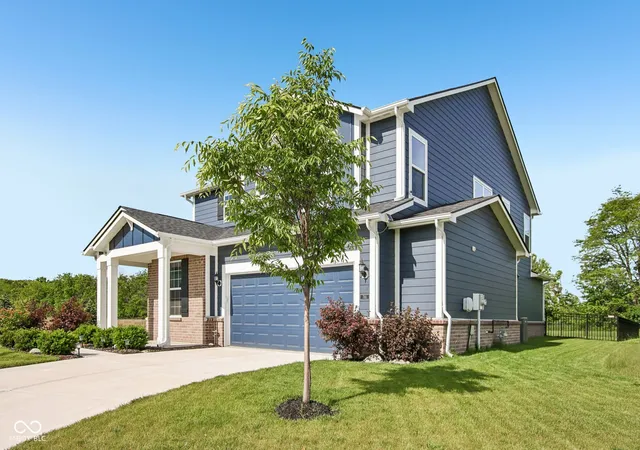 3rd image of 766 Adler Dr, Avon, IN 46123 | MLS# 22105625