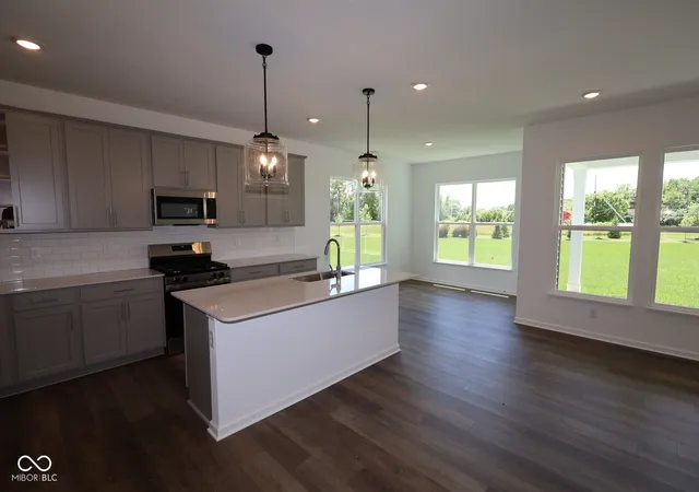 3rd image of 5540 Aspen Wood Ln, Indianapolis, IN 46239 | MLS# 22105688