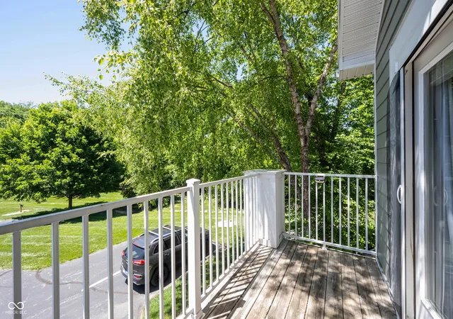 3rd image of 1112 Shadow Ridge Rd, Carmel, IN 46280 | MLS# 22105697