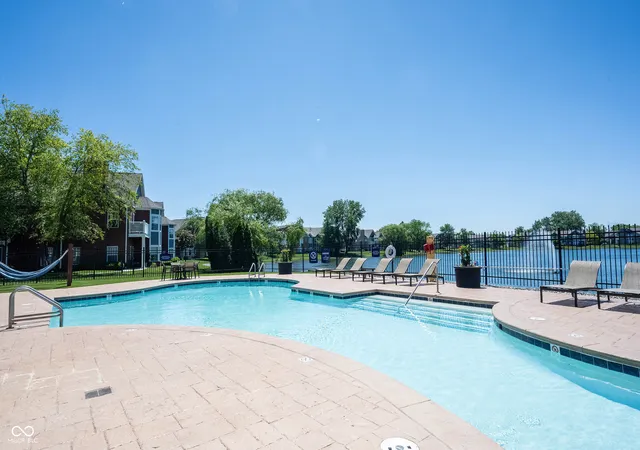 4th image of 1112 Shadow Ridge Rd, Carmel, IN 46280 | MLS# 22105697