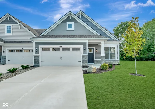 1st image of 5538 Aspen Wood Ln, Indianapolis, IN 46239 | MLS# 22105706