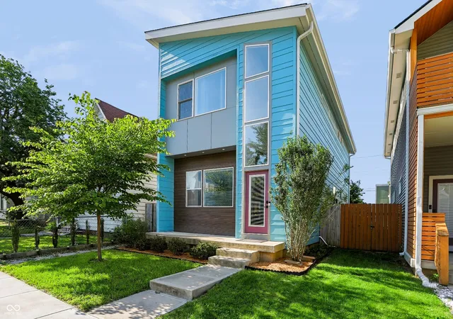 Photo 1 of Single family home for sale at 433 Parkway Ave, Indianapolis, IN 46225 | MLS# 22105717 | Listing updated on 2026-09-03