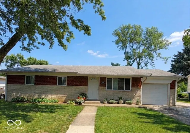 Homes for sale in Indianapolis, IN | 611 Hardin Blvd, Indianapolis, IN 46241 | MLS# 22105737