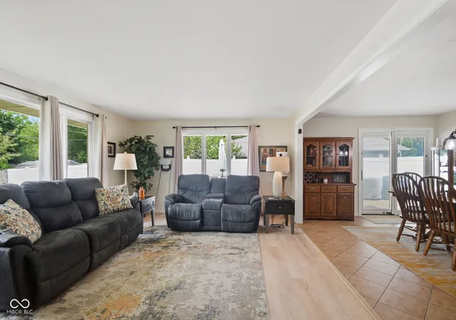 Photo 3 of Single family home for sale at 9940 W Sunset Ln, Elwood, IN 46036 | MLS# 22105765 | Listing updated on 2026-09-23