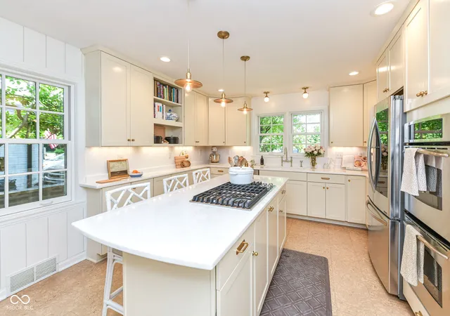2nd image of 5939 Gladden Dr, Indianapolis, IN 46220 | MLS# 22105786