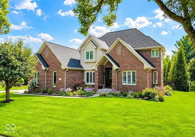 4th image of 1772 Wedgewood Dr, Greenwood, IN 46143 | MLS# 22105797