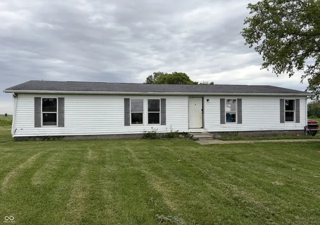 Homes for sale in Lewisville, IN | 11768 N 700 E, Lewisville, IN 47352 | MLS# 22105828