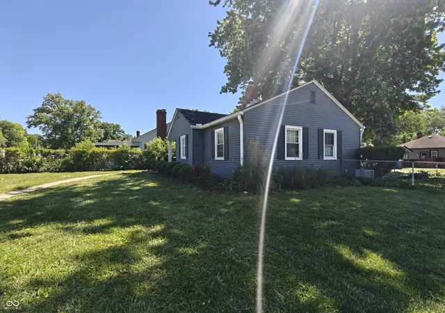 3rd image of 1942 N Emerson, Indianapolis, IN 46218 | MLS# 22105831