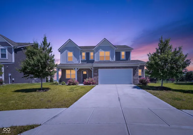 Photo 1 of Sale Pending at 10870 Sablecliff Way, Brownsburg, IN 46112 | MLS# 22105839 | Listing updated on 2026-07-03