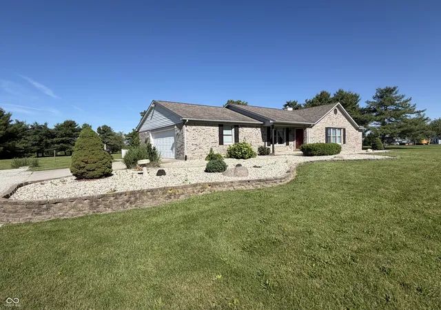 4th image of 1136 Holmes Rd, Lebanon, IN 46052 | MLS# 22105877