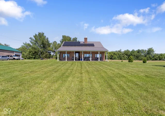 4th image of 1804 N Ewing St, Seymour, IN 47274 | MLS# 22105887