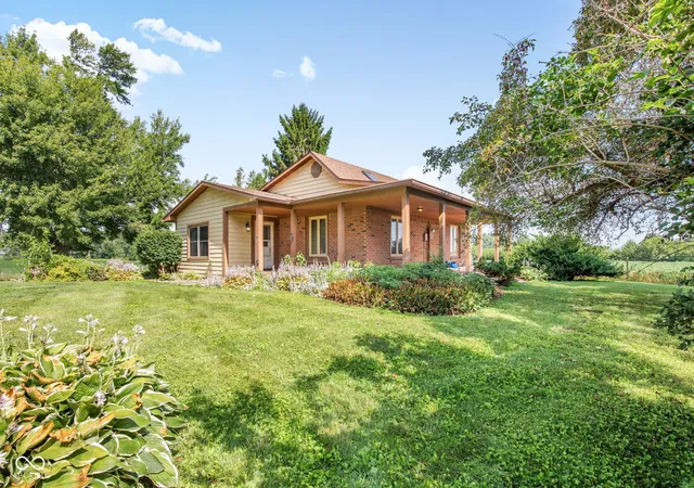 2nd image of 10656 N County Road 200 W, Jamestown, IN 46147 | MLS# 22105892