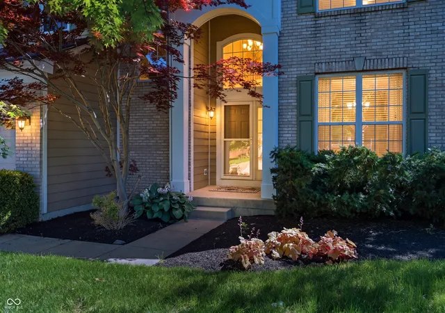 2nd image of 14105 Conner Knoll Pkwy, Fishers, IN 46038 | MLS# 22105895