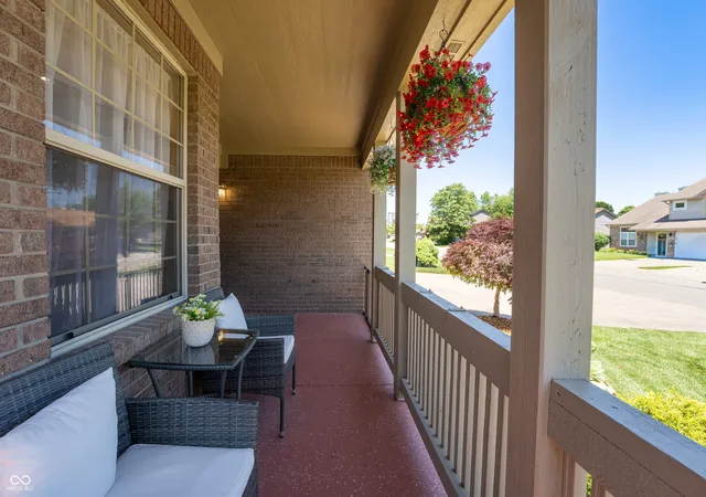 3rd image of 6075 Prairie Stream Wy, Columbus, IN 47203 | MLS# 22105909