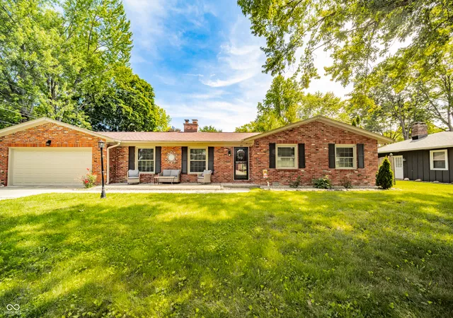 Homes for sale in Anderson, IN | 1641 Hillcrest Ave, Anderson, IN 46011 | MLS# 22105911