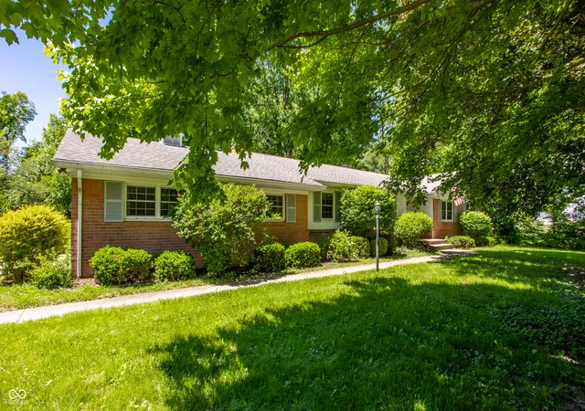 3rd image of 8530 Washington Blvd, Indianapolis, IN 46240 | MLS# 22105921