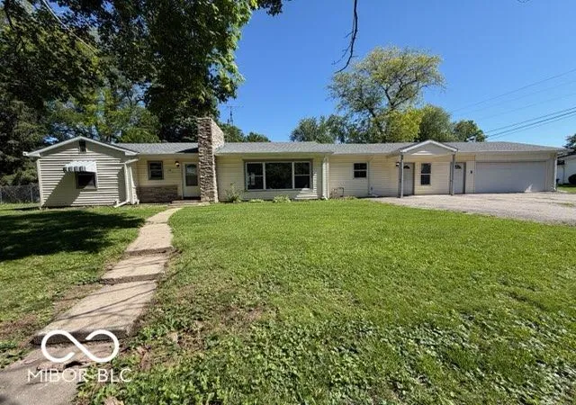1st image of 130 E Broad St, Spiceland, IN 47385 | MLS# 22105960