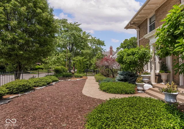 Photo 2 of Sale Pending at 3699 N Delaware St, Indianapolis, IN 46205 | MLS# 22105965 | Listing updated on 2026-08-21