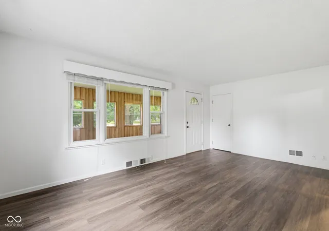 5th image of 7824 E Hanna Ave, Indianapolis, IN 46239 | MLS# 22105991