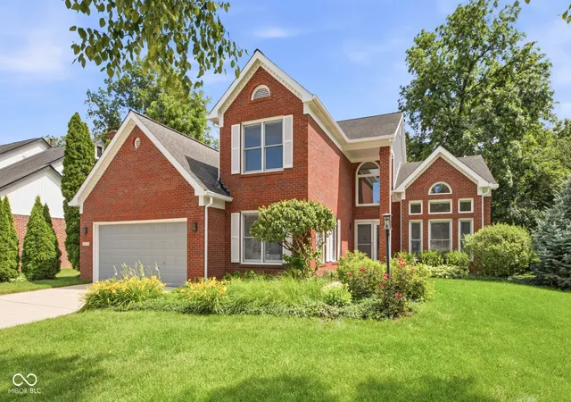 Homes for sale in Carmel, IN | 5179 Clear Lake Ct, Carmel, IN 46033 | MLS# 22106003