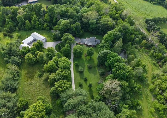 2nd image of 530 E County Road 825 N, Bainbridge, IN 46105 | MLS# 22106033