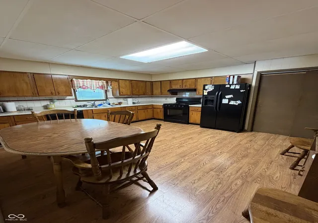 23rd image of 221 S Eastern Ave, Batesville, IN 47006 | MLS# 22106034
