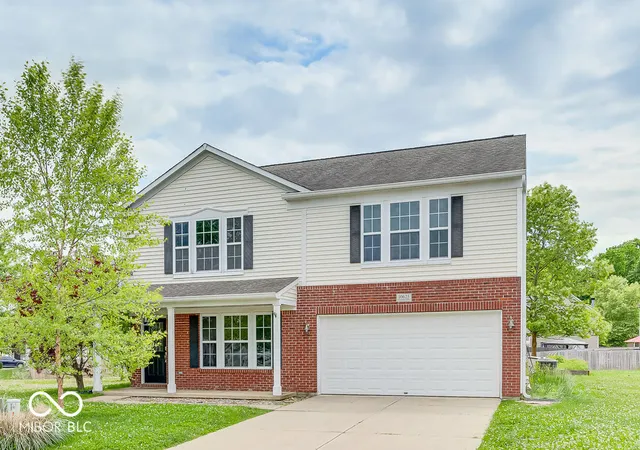 Photo 1 of Single family home for sale at 10625 Gathering Dr, Indianapolis, IN 46259 | MLS# 22106039 | Listing updated on 2026-09-02