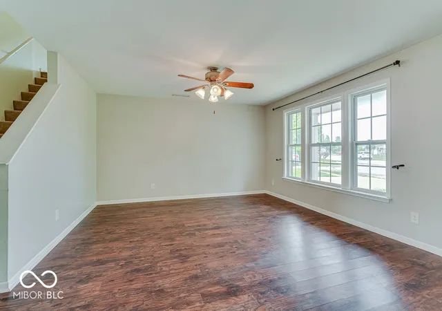 Photo 4 of Single family home for sale at 10625 Gathering Dr, Indianapolis, IN 46259 | MLS# 22106039 | Listing updated on 2026-09-02