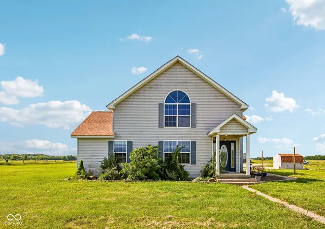 1st image of 8476 E County Road 800 N, Bainbridge, IN 46105 | MLS# 22106054