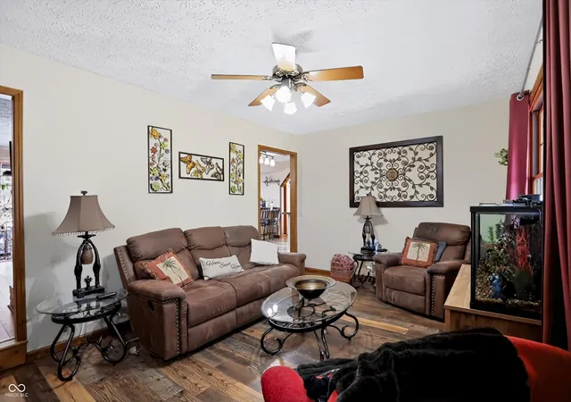 Homes for sale in Clayton, IN | 8044 S County Road 0, Clayton, IN 46118 | MLS# 22106072