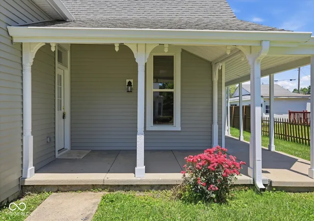 3rd image of 206 W Walnut St, Waldron, IN 46182 | MLS# 22106096