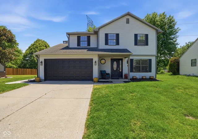 Photo 1 of Sale Pending at 4209 Lakefield Ct, Indianapolis, IN 46254 | MLS# 22106097 | Listing updated on 2026-08-27