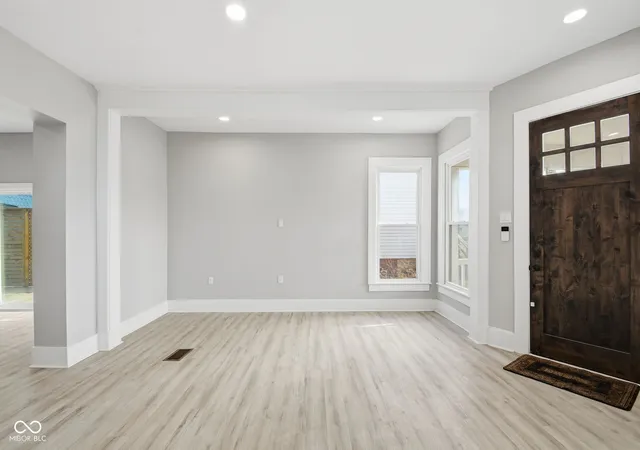 Photo 3 of Single family home for sale at 628 E 22nd Street, Indianapolis, IN 46202 | MLS# 22106116 | Listing updated on 2026-07-18