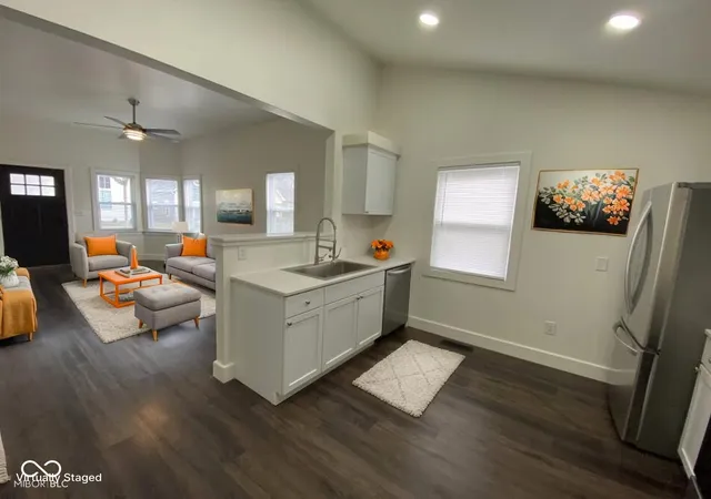Photo 3 of Sale Pending at 934 Olive St, Indianapolis, IN 46203 | MLS# 22106194 | Listing updated on 2026-09-24