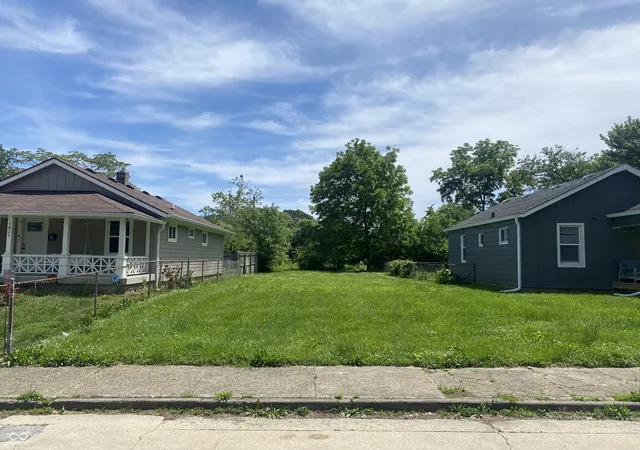 Photo 1 of Land for sale at 1825 New St, Indianapolis, IN 46203 | MLS# 22106197 | Listing updated on 2026-07-27