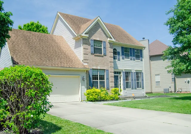 2nd image of 3133 Woodlane Ct, Indianapolis, IN 46268 | MLS# 22106208