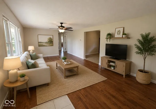 Photo 3 of Single family home for sale at 8 S Scatterfield Rd, Anderson, IN 46012 | MLS# 22106213 | Listing updated on 2026-09-28